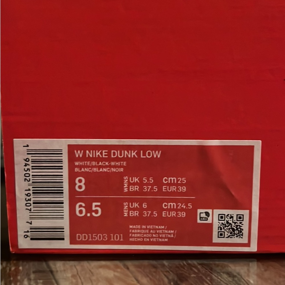 PANDAS NIKE DUNK LOW 8W/ M6.5
